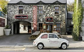 Coach House Hotel Oranmore